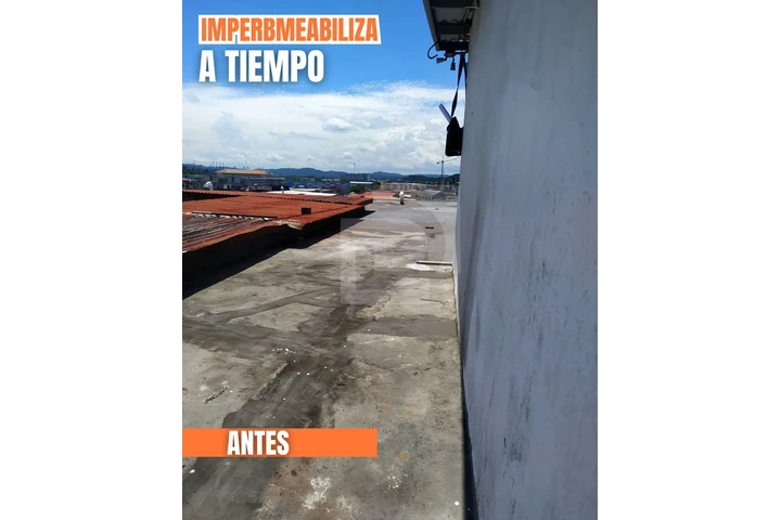 IMPERMEABILIZA CON PoliureaPRO image 1