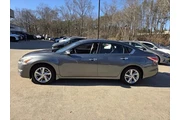 $10703 : Nissan Altima 2015 2.5 SL 4d thumbnail