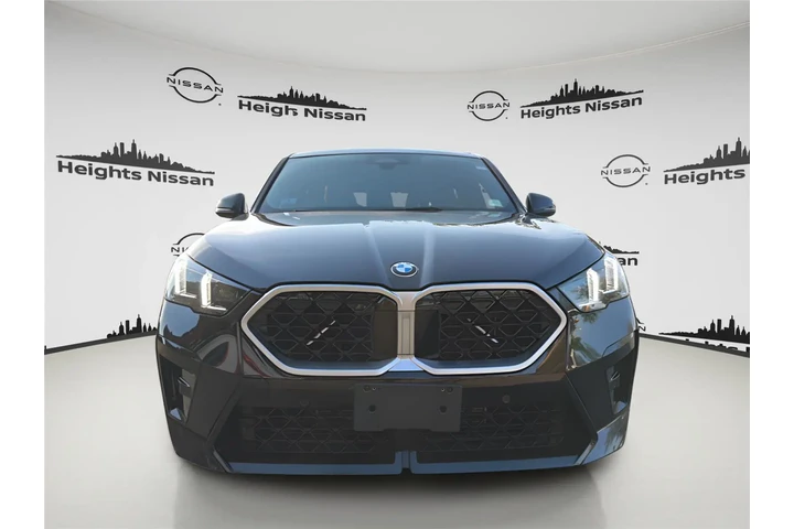 $36490 : BMW X2 2025 AWD xDrive28i 4d image 2