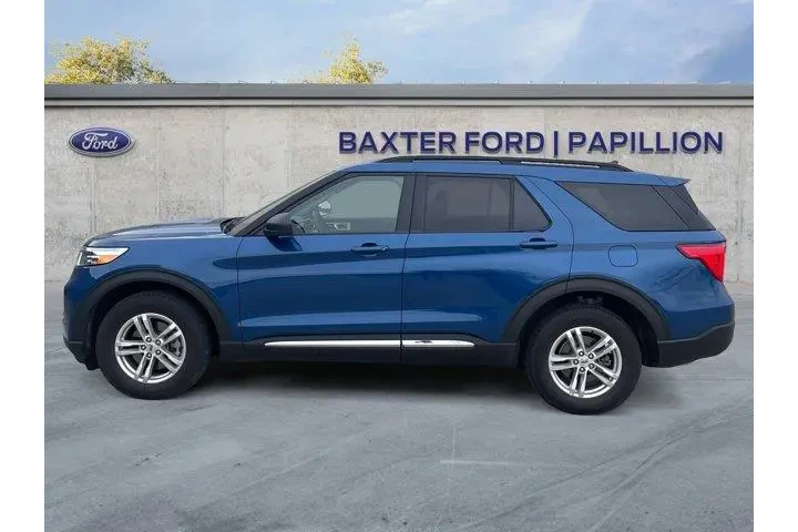 $31850 : Ford Explorer 2023 AWD XLT 4 image 2