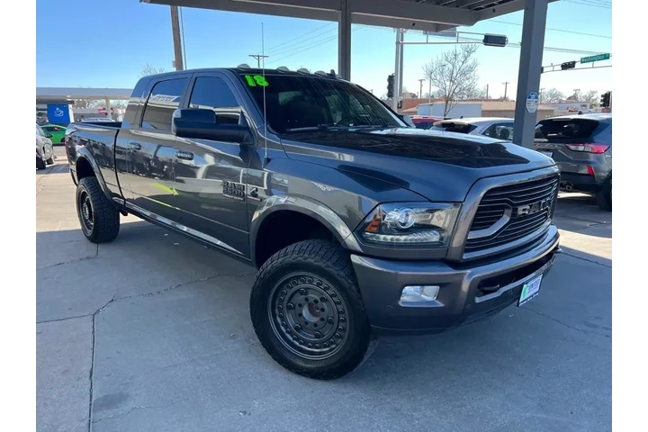 2018 RAM 2500 Laramie Mega Ca image 3