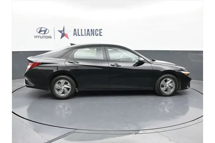$20917 : Hyundai ELANTRA 2025 SE 4dr image 9