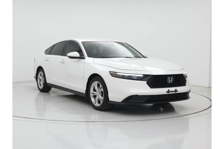$22998 : Honda Accord 2023 LX 4dr Sed image 1