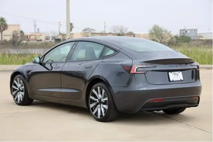 $35995 : Tesla Model 3 2025 Long Rang image 6