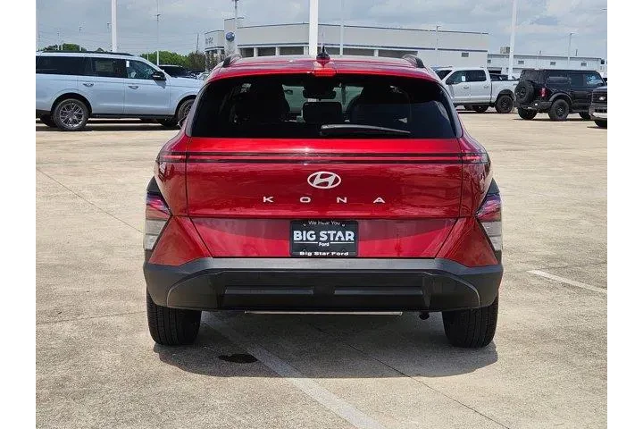 $21717 : Hyundai KONA 2025 SEL 4dr Cr image 4