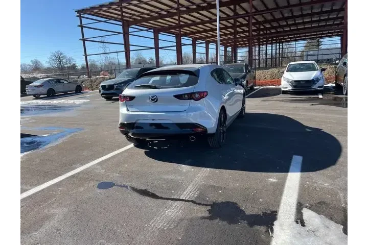 $25980 : Mazda Mazda3 Hatchback 2025 image 9