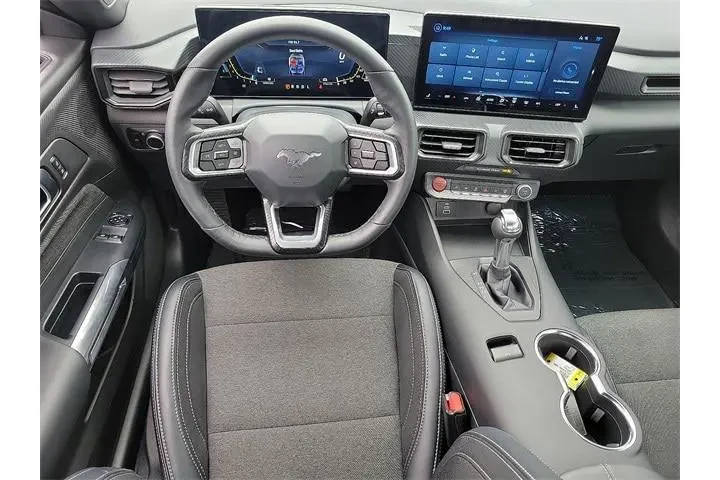 $31762 : Ford Mustang 2025 EcoBoost 2 image 7