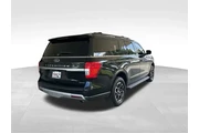 $38661 : Ford Expedition MAX 2024 4x4 thumbnail