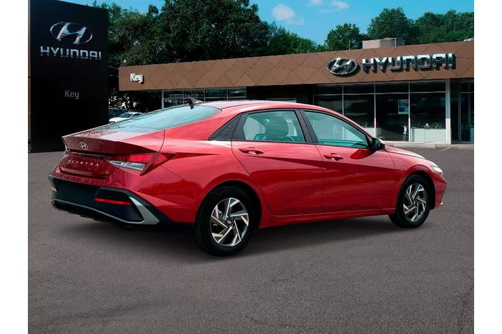 $21697 : Hyundai ELANTRA 2024 SEL 4dr image 8