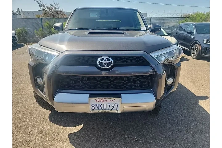 $30991 : Toyota 4Runner 2017 4x4 TRD image 2