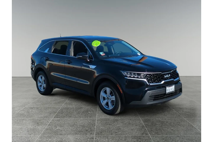 $27538 : Kia Sorento 2023 LX 4dr SUV image 7