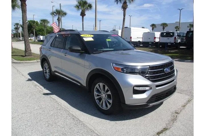 $25495 : Ford Explorer 2022 XLT 4dr S image 1