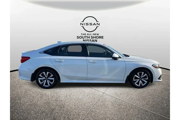 $20995 : Honda Civic 2024 LX 4dr Seda image 5