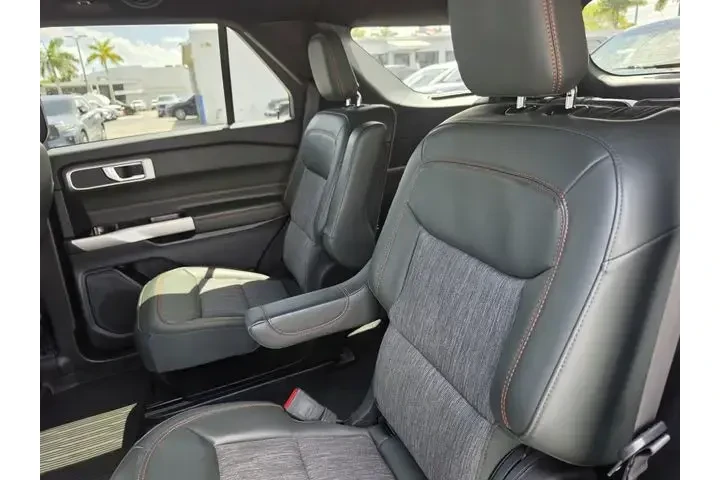 $34990 : Ford Explorer 2023 AWD Timbe image 10
