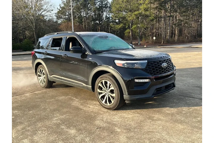 $30231 : Ford Explorer 2022 ST-Line 4 image 3