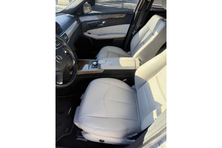 $8995 : 2010 Mercedes-Benz E-Class E image 10