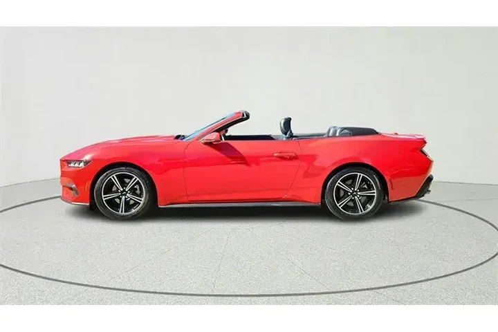 $27442 : Ford Mustang 2024 EcoBoost 2 image 6