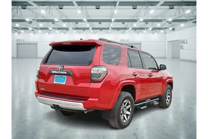$37925 : Toyota 4Runner 2020 4x4 SR5 image 3