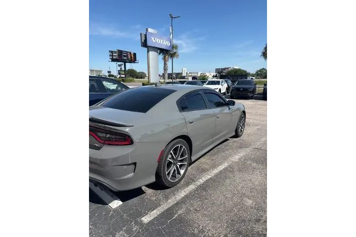 $39601 : Dodge Charger 2023 R/T 4dr S image 3