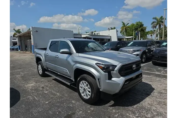 $30990 : Toyota Tacoma 2024 4x2 SR5 4 image 2
