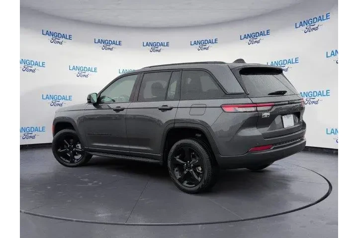 $32651 : Jeep Grand Cherokee 2023 4x2 image 8