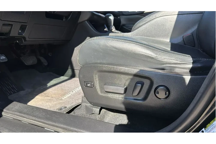 $19853 : Toyota Highlander 2016 XLE 4 image 8