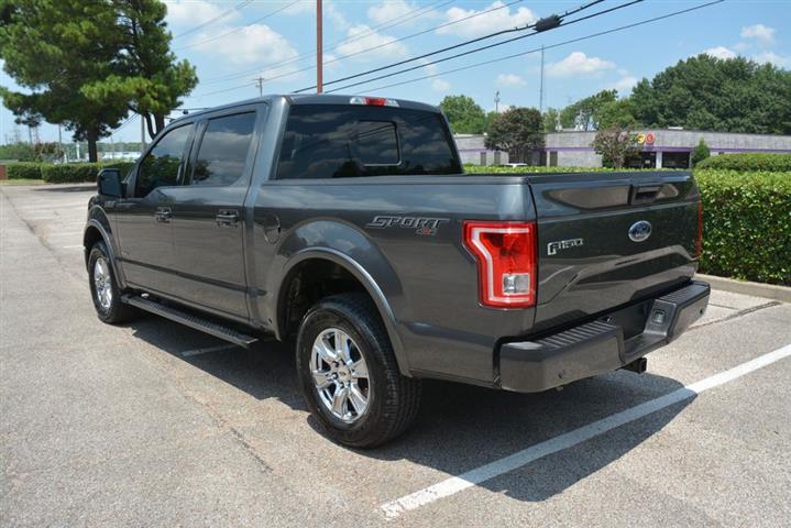 2017 F-150 XLT image 10