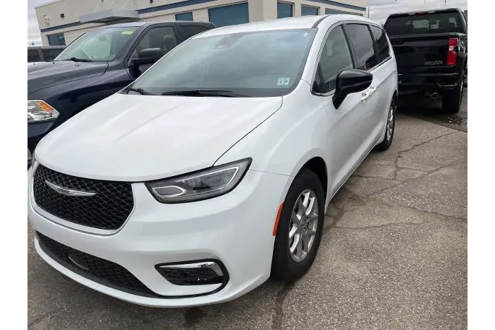 $31995 : Chrysler Pacifica 2025 Selec image 4