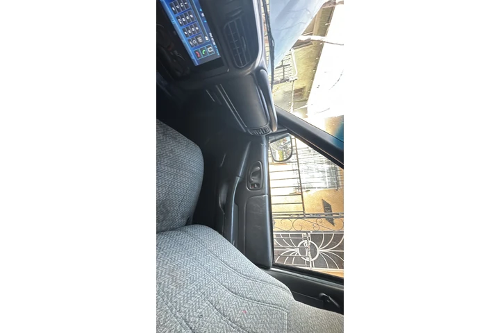 $5500 : GMC Sonoma sl image 5