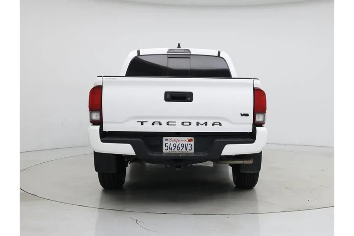 $28998 : Toyota Tacoma 2021 4x2 SR5 V image 6