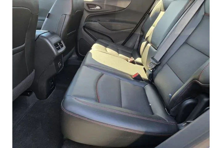 $25991 : Chevrolet Equinox 2024 RS 4d image 4