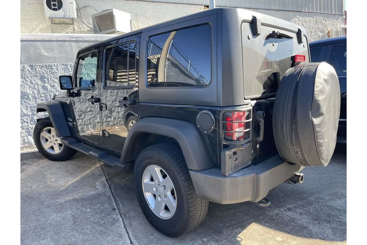 $14000 : Jeep Wrangler Unlimited 2014 image 2