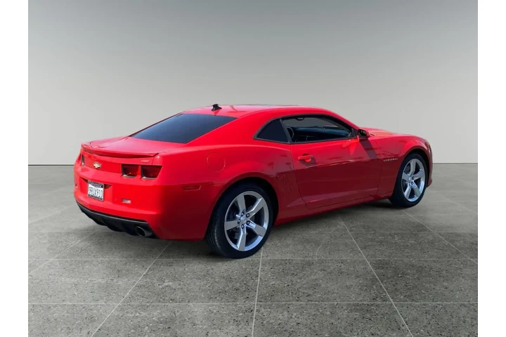 $24712 : Chevrolet Camaro 2010 SS 2dr image 5