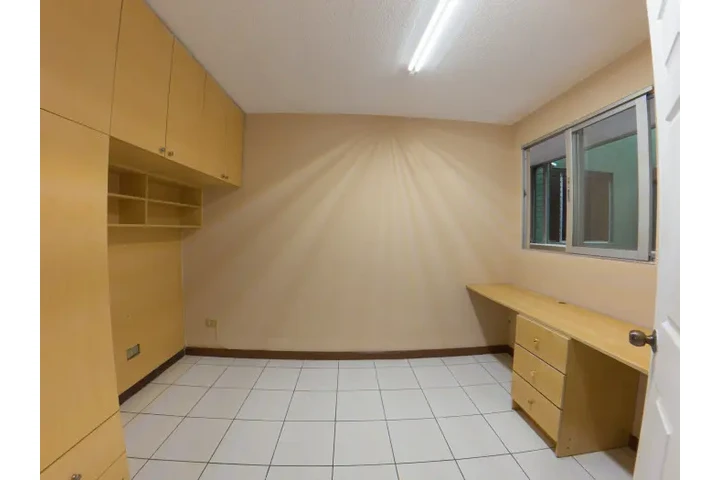 $1 : Apartamento en renta Zona 15 image 9