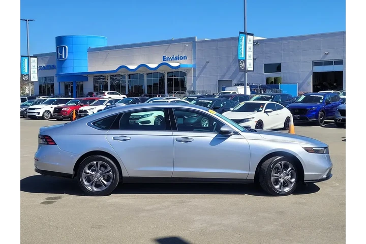 $32887 : Honda Accord Hybrid 2026 EX- image 4