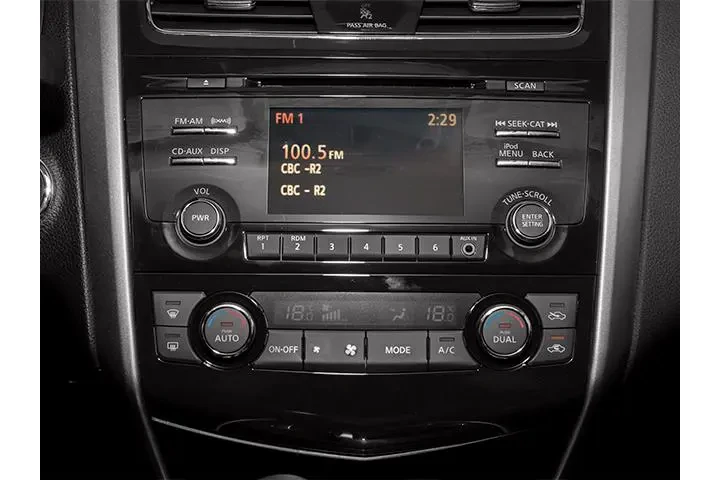 $8839 : Nissan Altima 2013 2.5 SL 4d image 9