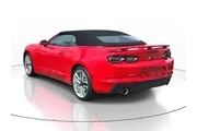 $39991 : Chevrolet Camaro 2022 LT 2dr thumbnail