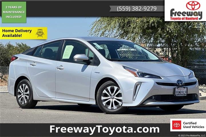 $26998 : Prius XLE AWD-e image 1