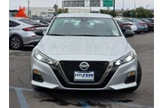 $18897 : Nissan Altima 2021 2.5 SR 4d thumbnail