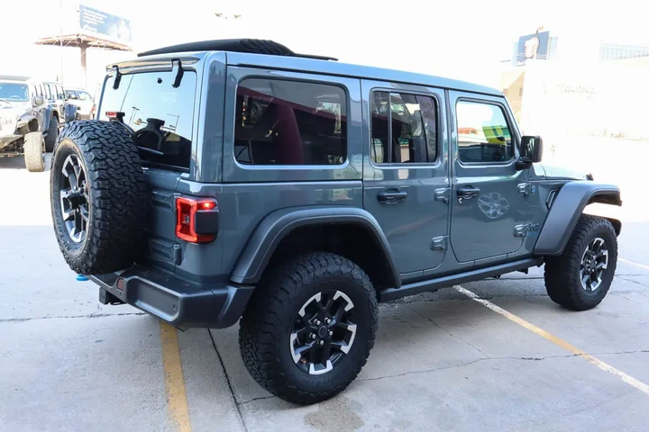 $37988 : 2025 Wrangler 4xe Rubicon 4x4 image 5