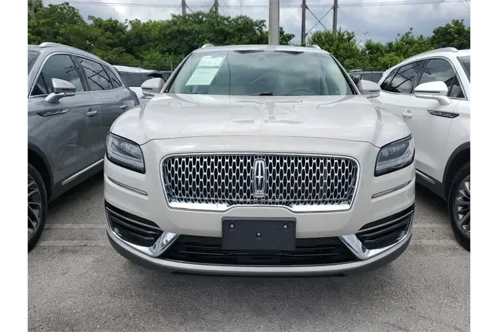 $19990 : Lincoln Nautilus 2019 AWD 4d image 2