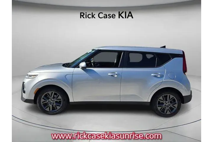 $12591 : Kia Soul 2020 EX 4dr Crossov image 3