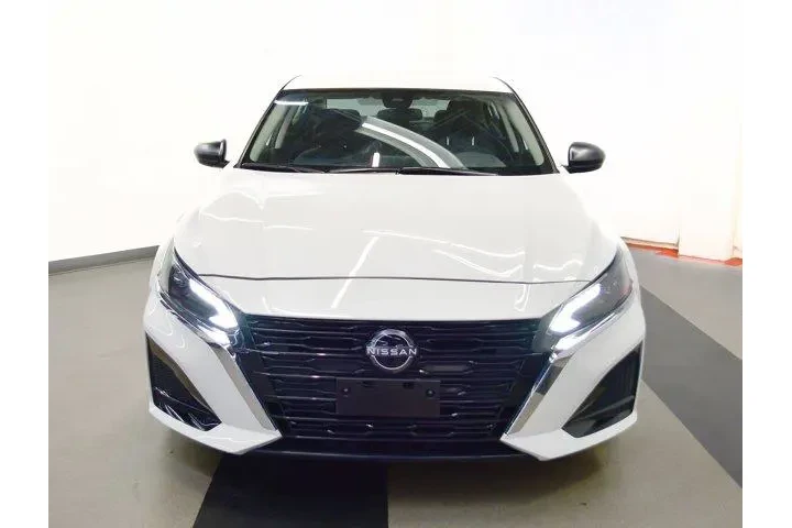 $20994 : Nissan Altima 2025 2.5 SV 4d image 3