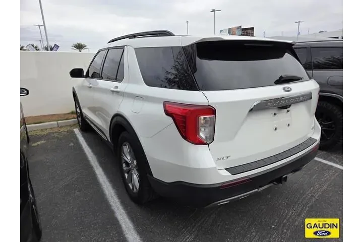 $20922 : Ford Explorer 2020 XLT 4dr S image 4