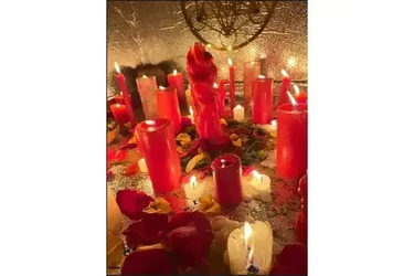 AMARRES DE AMOR REBECA en Orange County