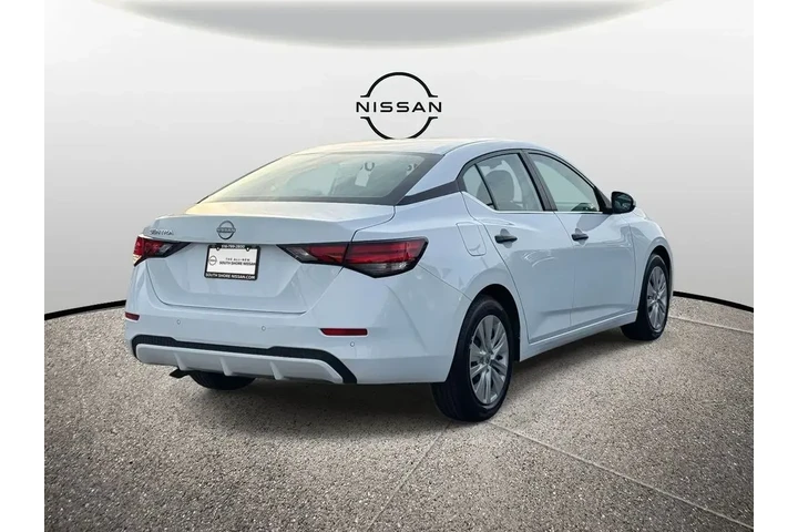 $16485 : Nissan Sentra 2025 S 4dr Sed image 6
