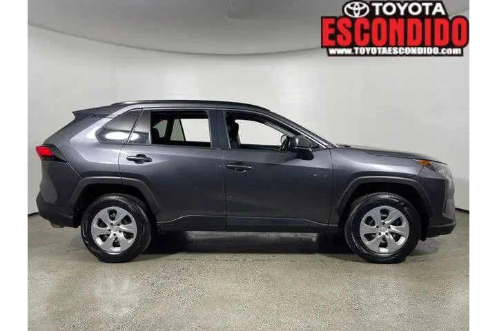 $25993 : Toyota RAV4 2021 LE 4dr SUV image 2