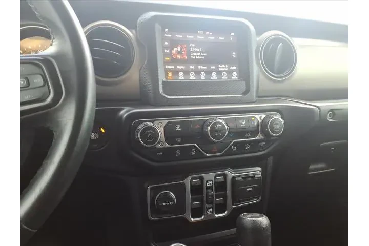 $29753 : Jeep Wrangler Unlimited 2021 image 10