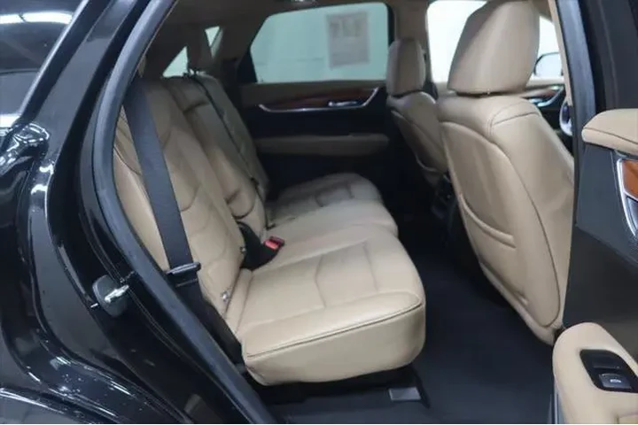 $25962 : Cadillac XT5 2019 4x4 Platin image 10
