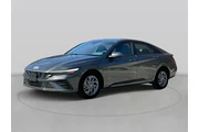 $18420 : Hyundai ELANTRA 2024 SEL 4dr thumbnail